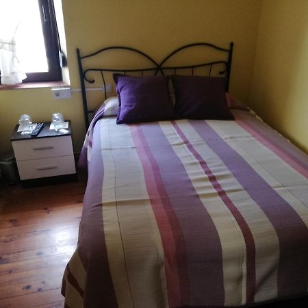 Pension Rosa Cabezón de la Sal Εξωτερικό φωτογραφία